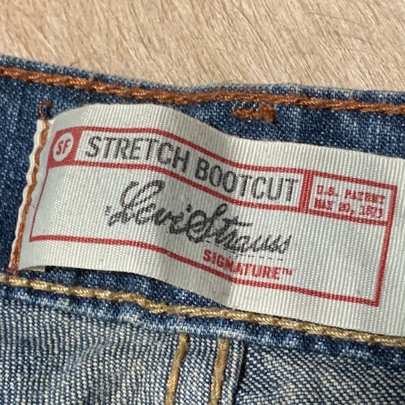 Signature by LEVIS STRAUSS Bootcut Medium Blue Jeans Misses 10 Short - Picture 3 of 13